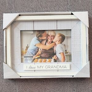 NWT- Malden Cream Picture Frame - I Love My Grandma